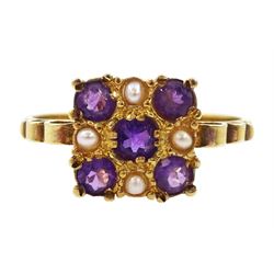  Silver-gilt amethyst and pearl ring, stamped Sil
