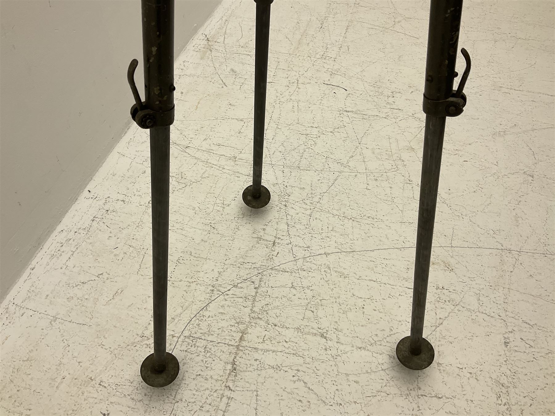 German machine gun stand of adjustable tripod form, marked 'NHW 7/63 12 -135 - 6089'