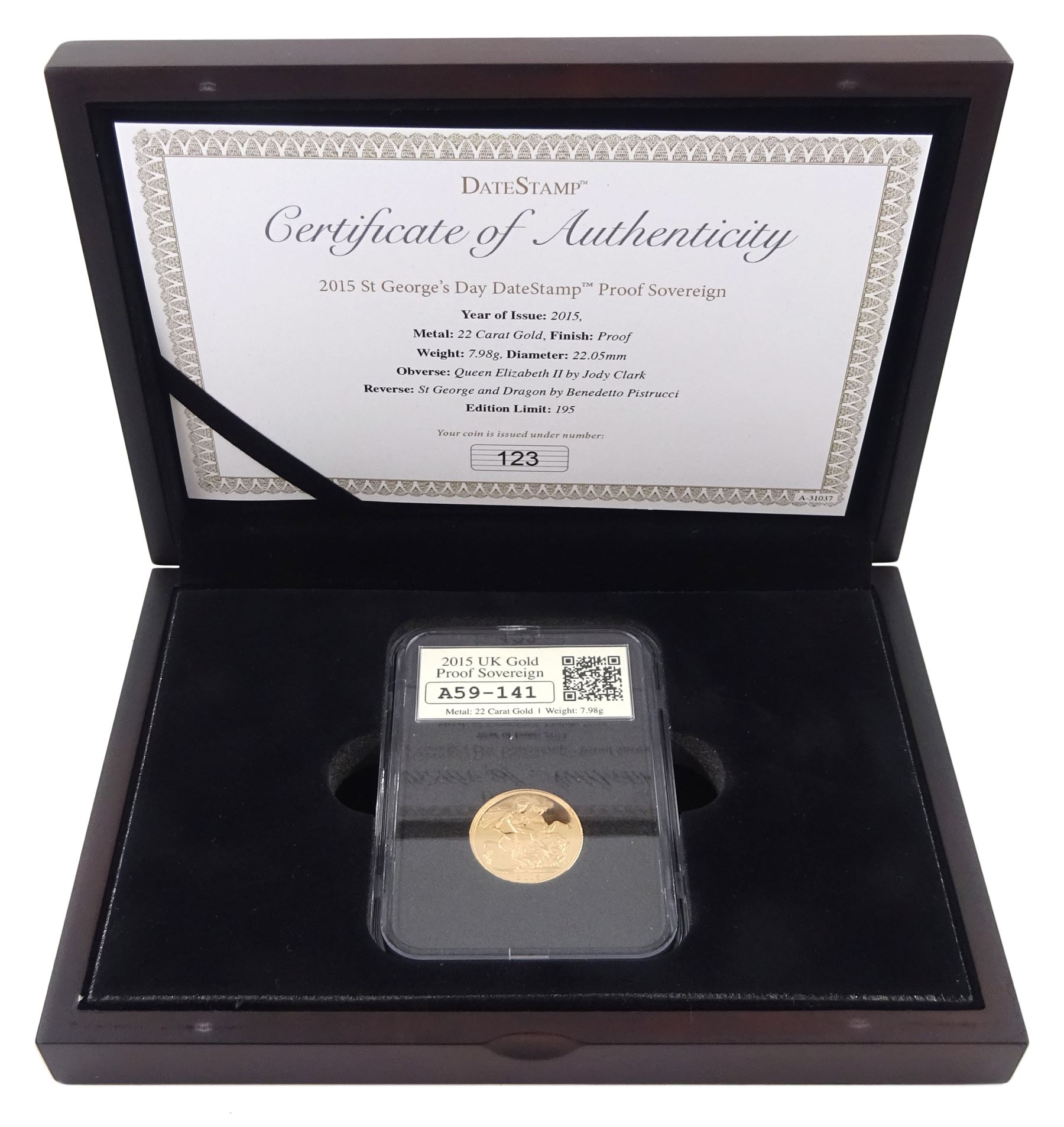 Queen Elizabeth II 2015 gold proof full sovereign coin, cased 