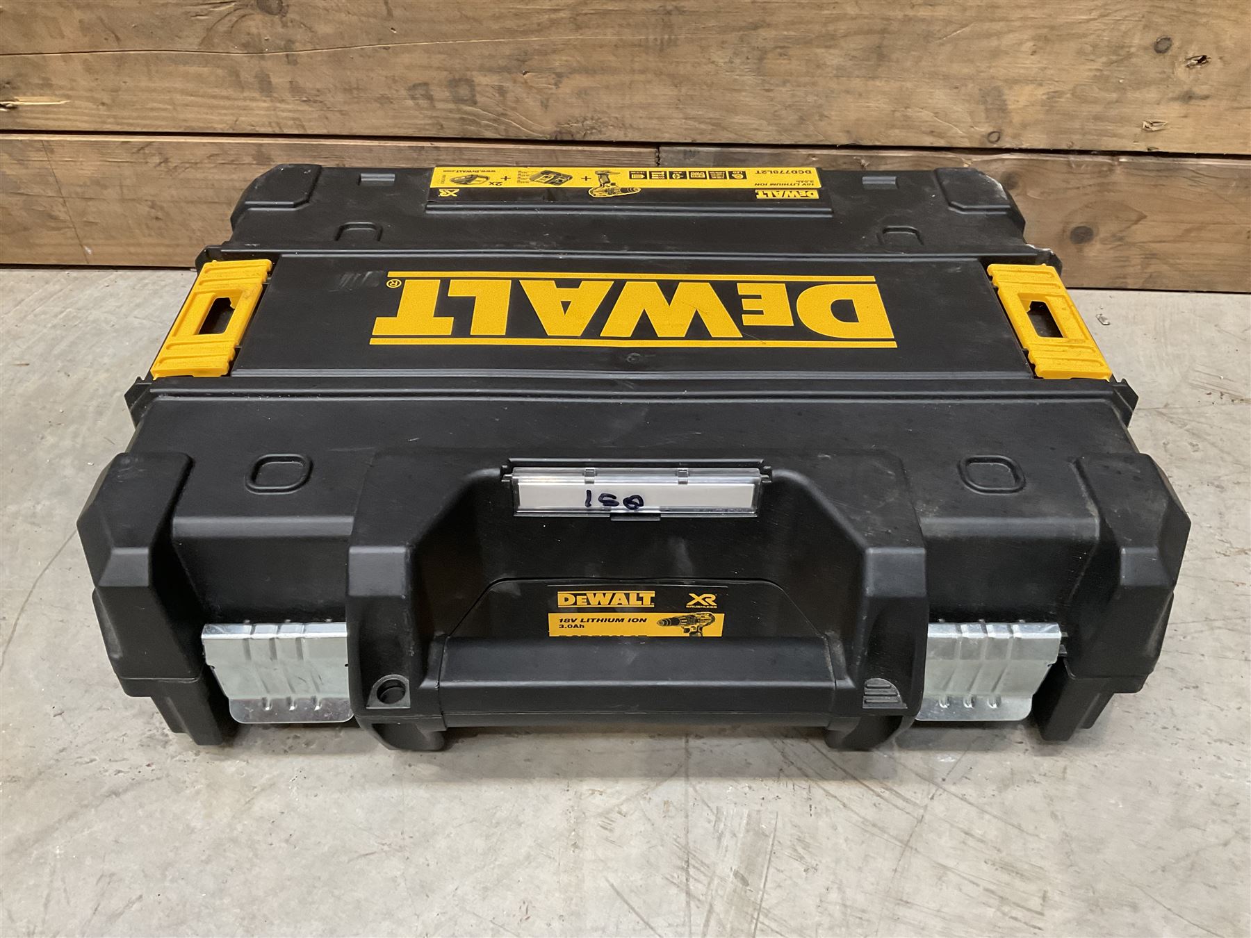 DeWalt DCD778 18V combi brushless cordless drill, with 2 x batteries, charger and hard case
