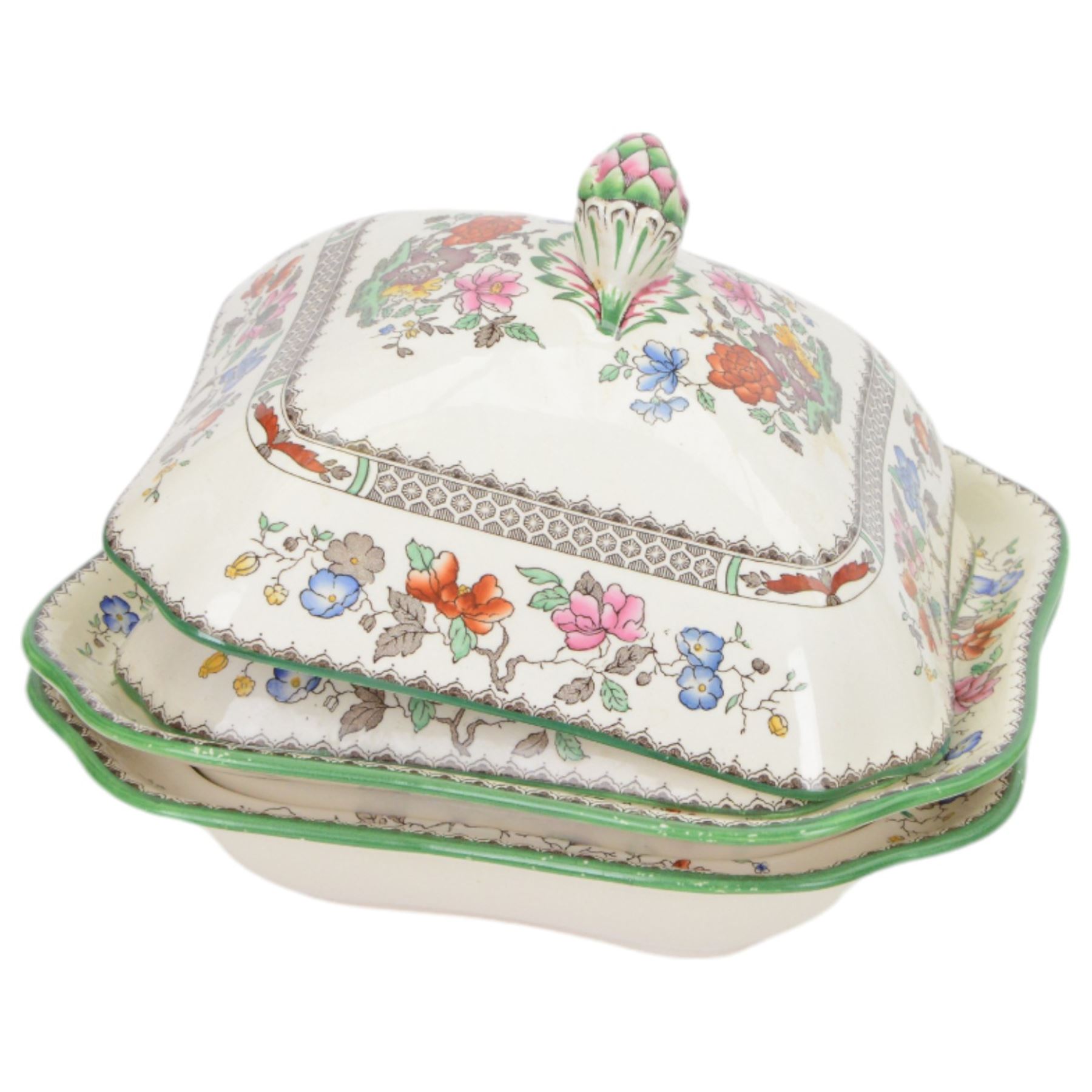 Copeland Spode Chinese Rose pattern extensive tea and dinner service, including eighteen dinner plates, twenty two desert plates, twenty cups and saucers, teapot, coffee pot, platters etc  