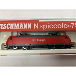 Fleischmann 'N' gauge 'Piccolo' - two double pantograph locomotives Nos.7320 and 7382; both boxed (2)