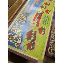 Bako construction kits and a collection of loose diecast vehicles