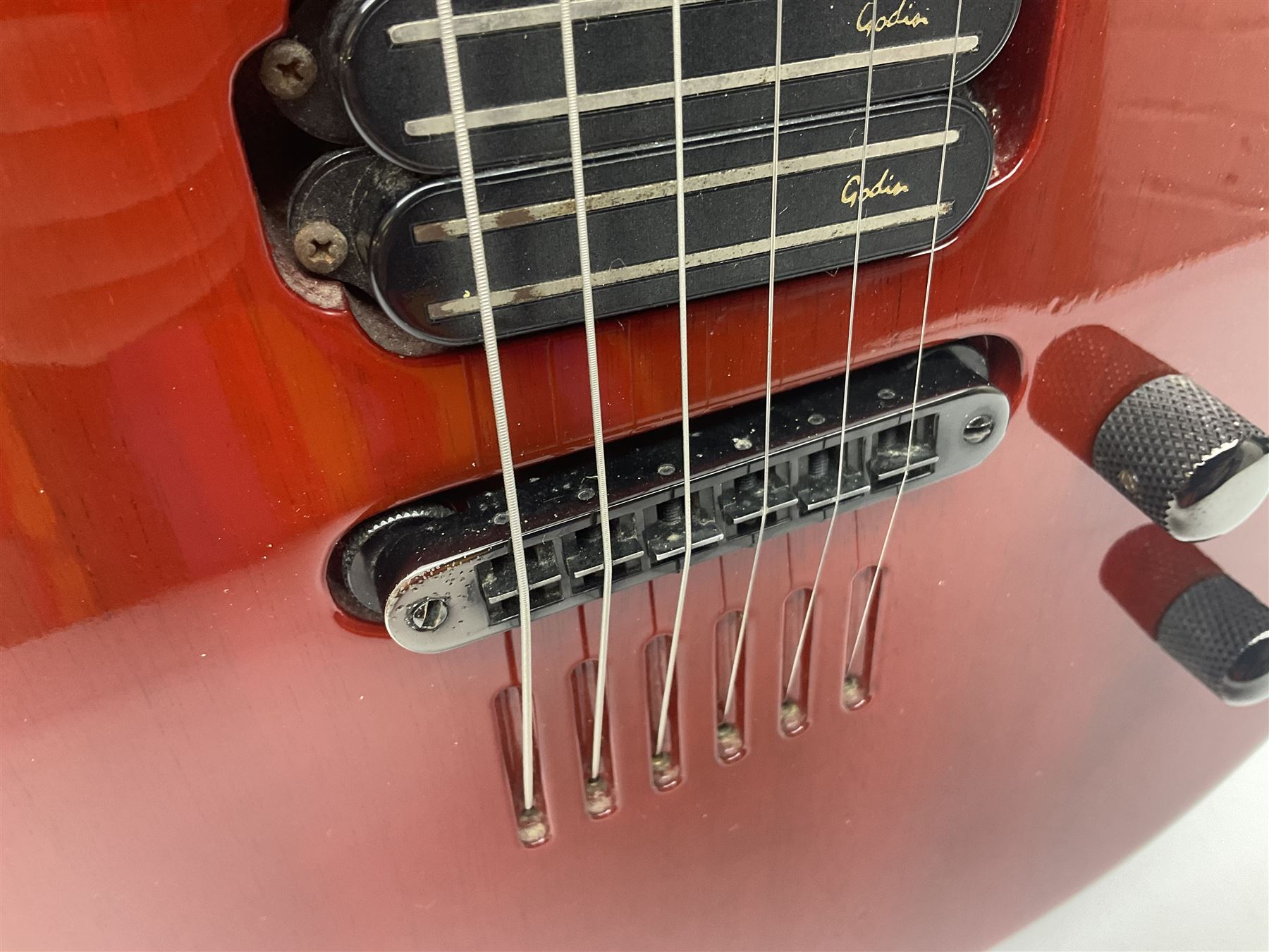 USA Godin LG electric guitar L98cm; in soft carrying case