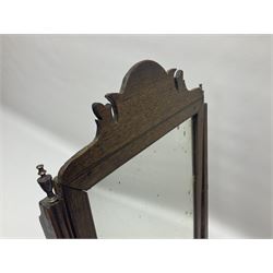 George III mahogany dressing table mirror, fretwork pediment over plain mirror plate in plain frame, moulded upright supports with brass finials, on splayed feet, H50cm