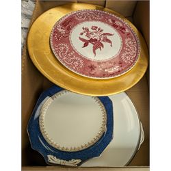 Spode Grey Colonel pattern soup tureen, together with Spode and Royal Albert plates, Minton coffee cup and saucer, Aynsley teacup and saucer, and other ceramics and collectables, in two boxes