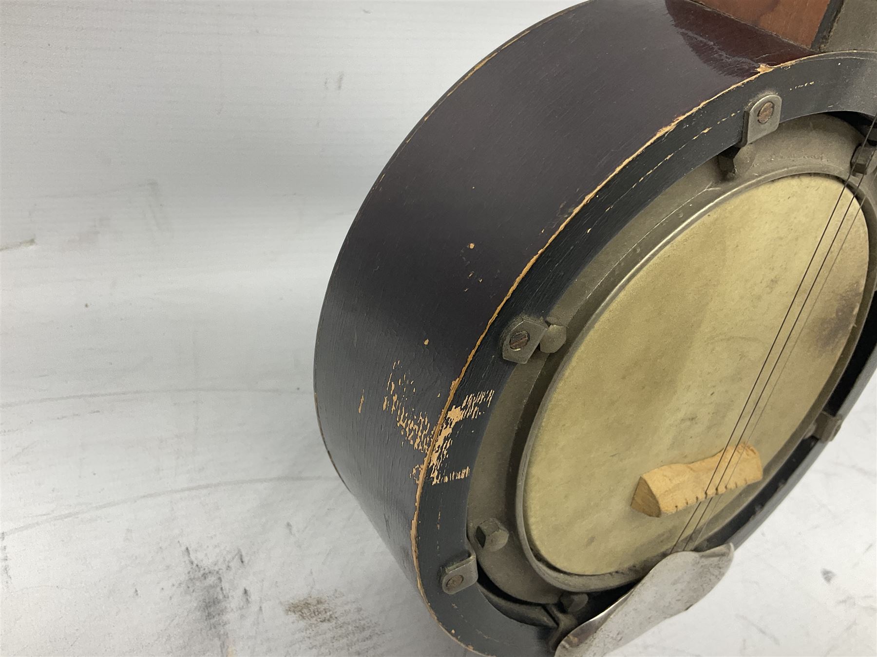 Early 20th century John Grey & Sons London eight-string banjo mandolin with 20cm (8