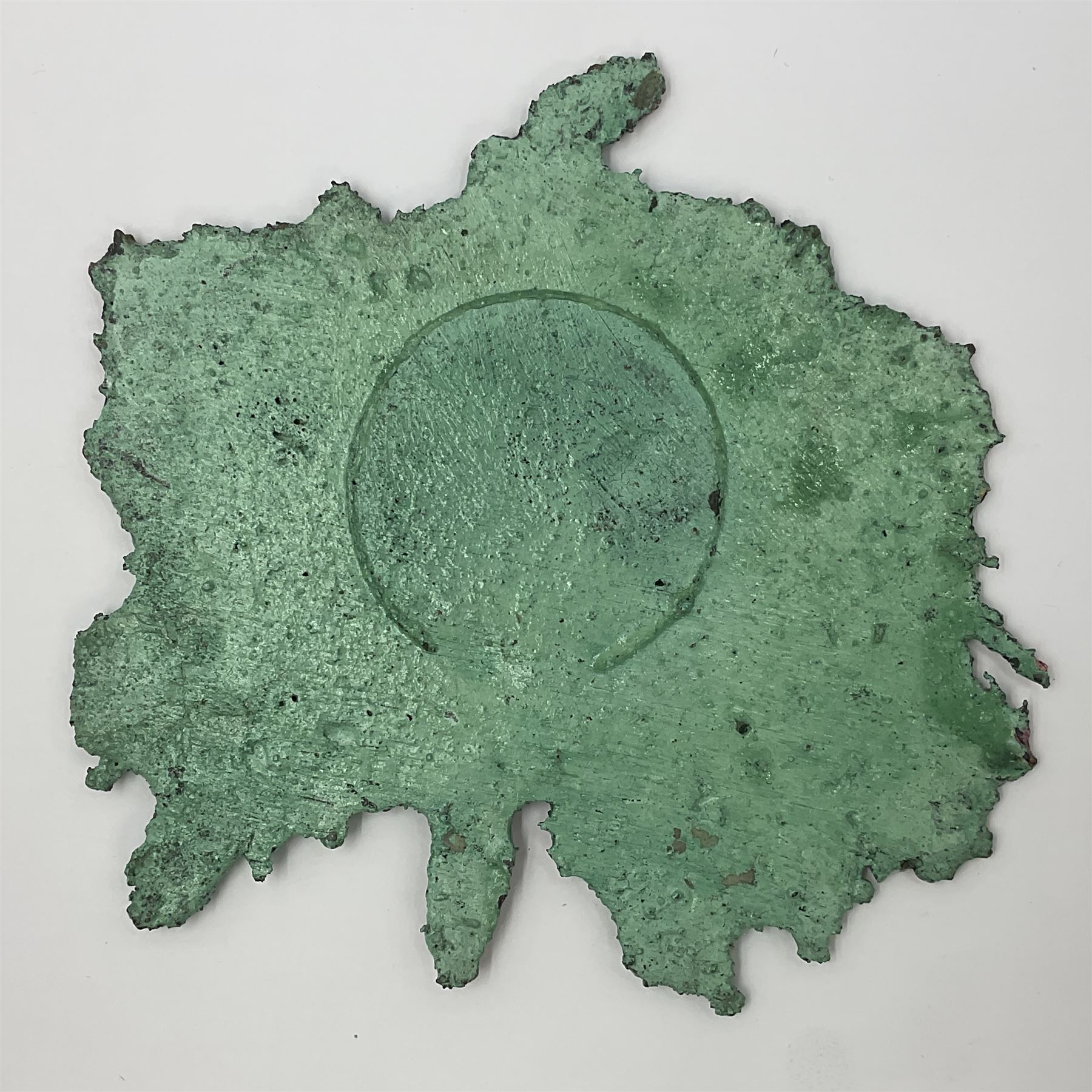 Large free form copper splash, with green patina and polished copper accents, H17cm, L17cm