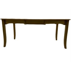 Windsor by Mark Devany oak rectangular extending dining table, with butterfly leaf, and four chairs with upholstered seats and backs