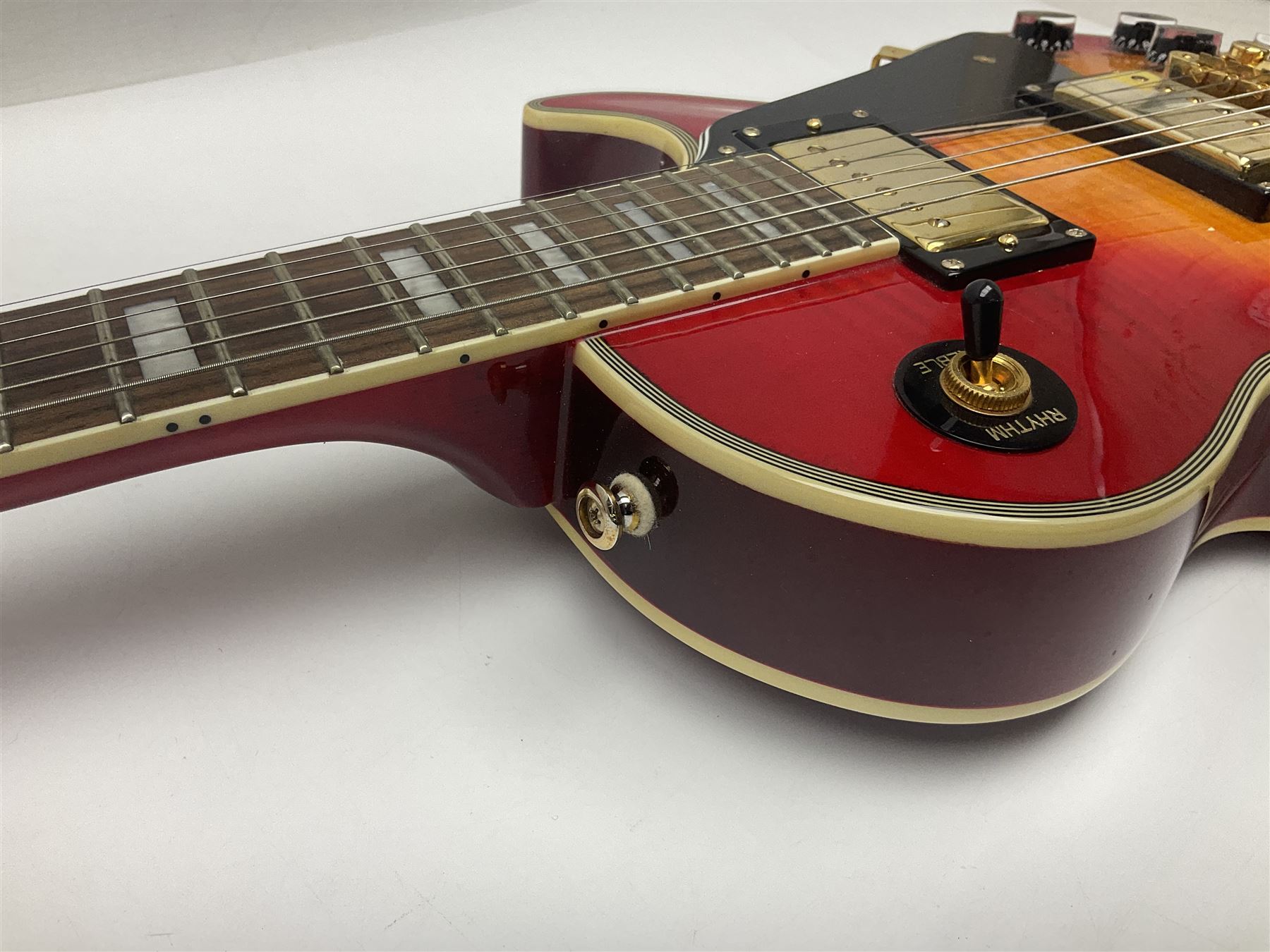 Epiphone Gibson Les Paul electric guitar c2004 with red sunburst finish, serial no.U02030418; L100cm; in fitted hard case