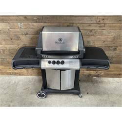 OMC Gas barbeque