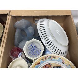 Sarreguemines majolica vase, Victorian opaque glass vase; stoneware footwarmer, glass vase and other collectables in three boxes 