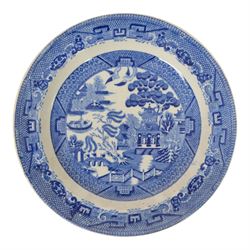Collection of ten blue and white transfer plates, including two in Italian pattern with floral boarder, together with Willow pattern 