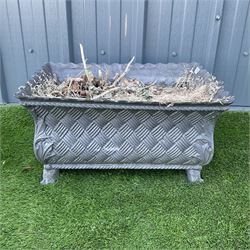 French style composite garden trough  - THIS LOT IS TO BE COLLECTED BY APPOINTMENT FROM DUGGLEBY STORAGE, GREAT HILL, EASTFIELD, SCARBOROUGH, YO11 3TX
