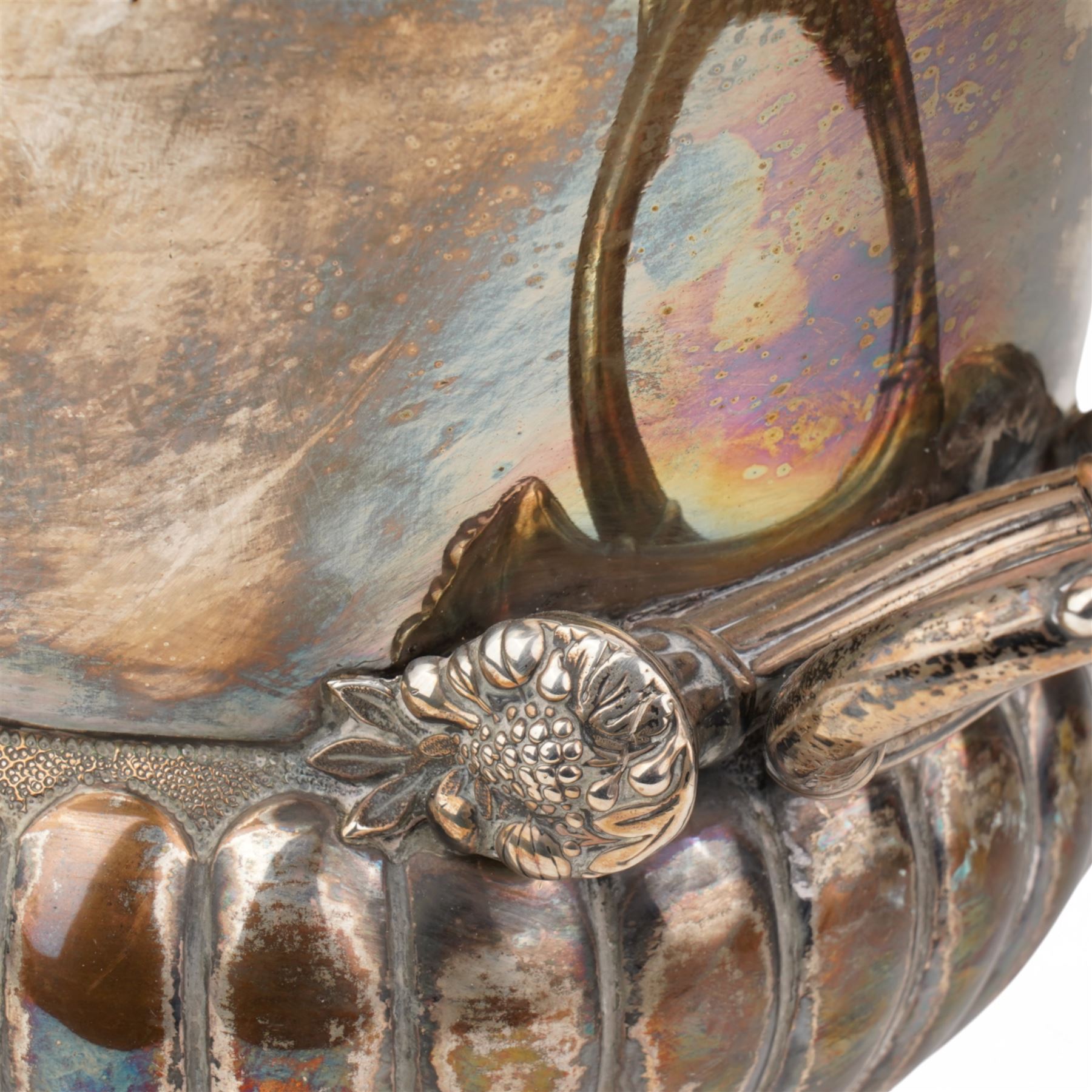 Pair of Edwardian silver plated wine coolers of campana form with twin handles and shield shape cartouches, inscribed 'Cowes Regatta 1907' H23cm