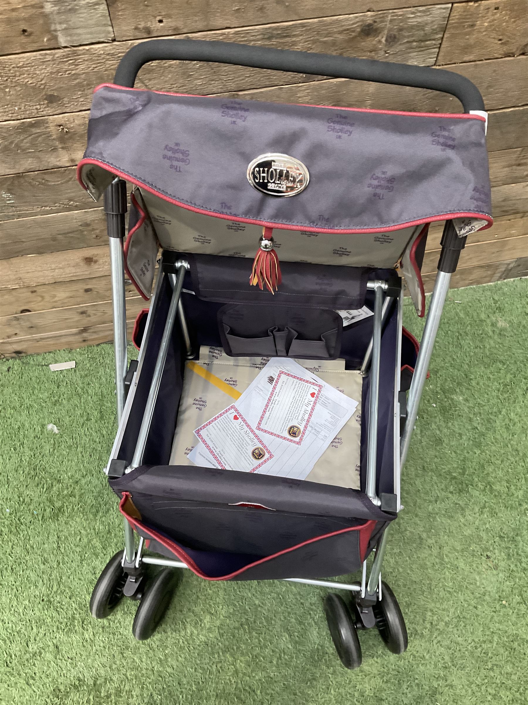 Sholley shopping mobility trolley - THIS LOT IS TO BE COLLECTED BY APPOINTMENT FROM DUGGLEBY STORAGE, GREAT HILL, EASTFIELD, SCARBOROUGH, YO11 3TX