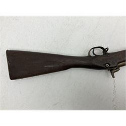 20th century Indian percussion military musket, approximately 20-bore, the 96.5cm barrel with three bands, the steel lock-plate marked 1862 Enfield, walnut full stock with brass fittings and under barrel ramrod channel L140.5cm overall