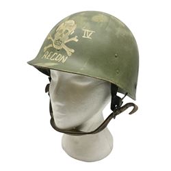 American 'Mike Force' Special Forces MI helmet liner; bears label 'AM STAY 5 58183 N10/TS'