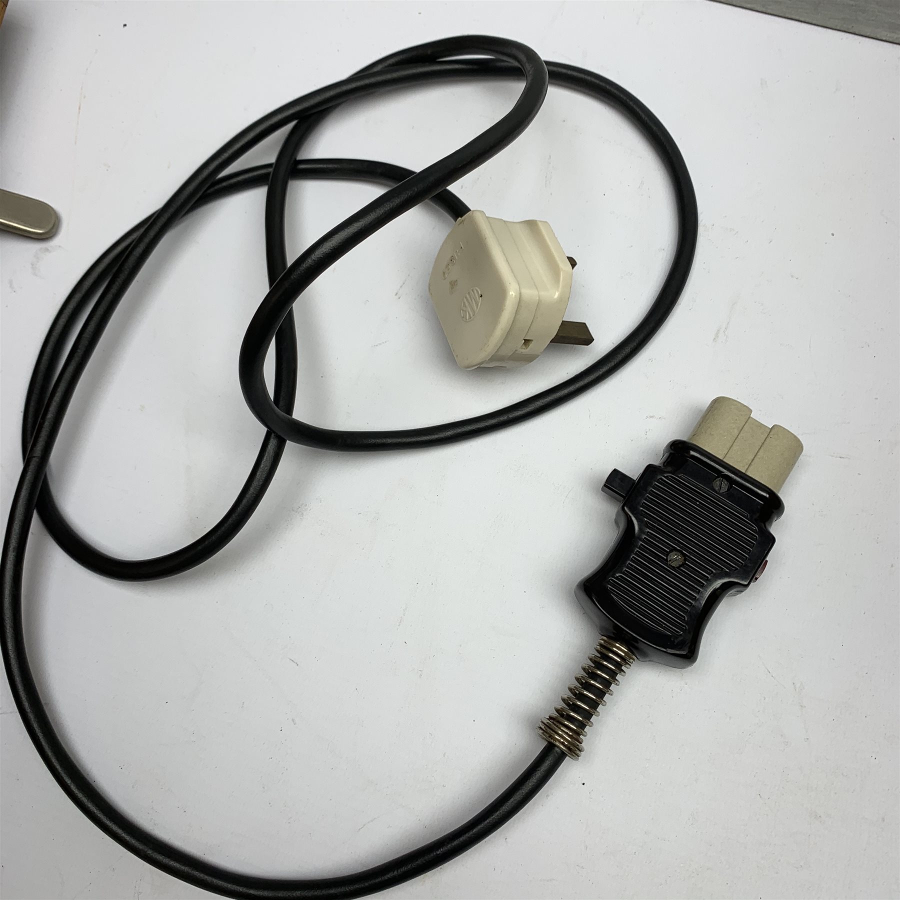 West German 3-D slide projector with dual CassarP Steinheit Munchen 1:2.8/80mm lens W39cm H28cm, in oak carrying case; together with Bell & Howell projection screen on folding stand, silvered reflection board and quantity of 3-D glasses etc