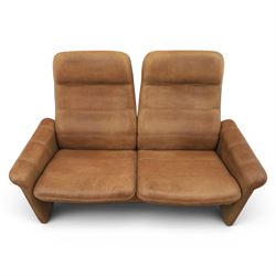 De Sede - mid-20th Century DS-50 two seat sofa, upholstered in tan leather 
