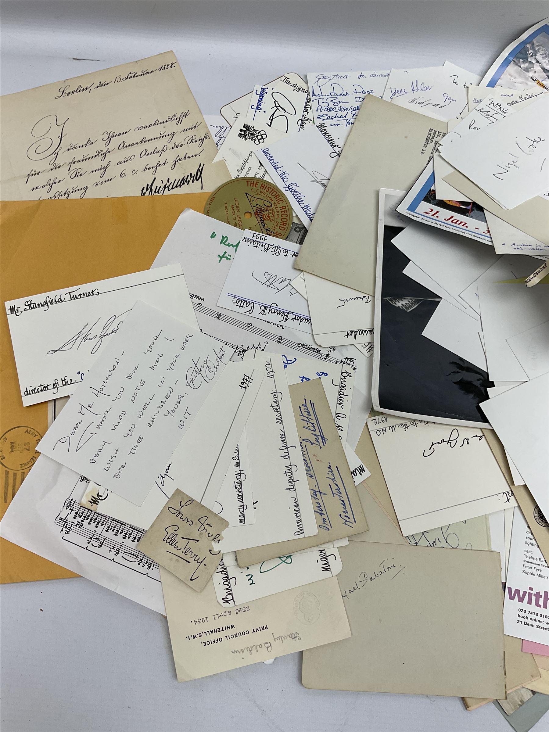 Collection of over 600 autographs on cards, clipped pieces, letters etc including William Gladstone, Lord North, Randolph Churchill, Hugh Dalton, Philip Noel-Baker, Philip Burne-Jones, Tiger Woods, Ben Hogan, Cindy Crawford, Viv Nicholson, Roddy Doyle, Diana Cooper, Woody Allen, Roy Orbison, Mary Wilson, Sammy Davis Jr., Clive Brook, Roger Quilter, Chay Blyth, Chris Bonington, John Lodge, Trevor Bayliss, Penelope Wilton, Tom O'Connor, Charles Aznavour, Alan Tichmarsh, Michael Ball, Thelma Barlow, Jack Brymer, Paul Badura-Skoda, John Lill, John Conteh, Charlotte Knollys, Arthur Godfrey, Eric Sykes, Queen Noor of Jordan, Victoria Gledenning, Madeleine Albright etc