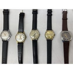 Collection of wristwatches including Ingersol, Roamer, Richoh, Rytima, Record, Oris, Benrus, Accurist and Tosa
