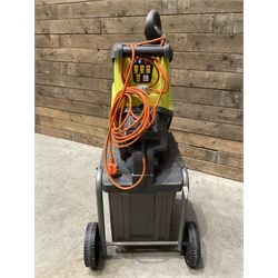 Ryobi RSH2545B 2500W electric garden impact shredder