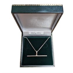 Silver T-bar pendant necklace, stamped 925, boxed