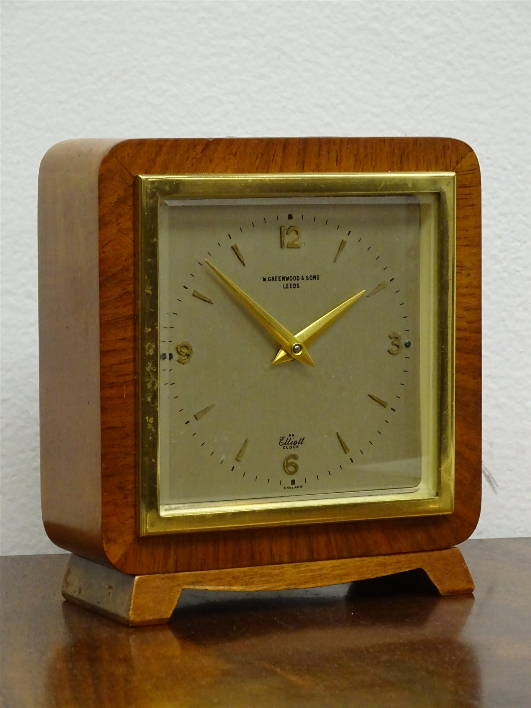 1960's teak cased Elliott mantel clock, silvered dial inscribed W