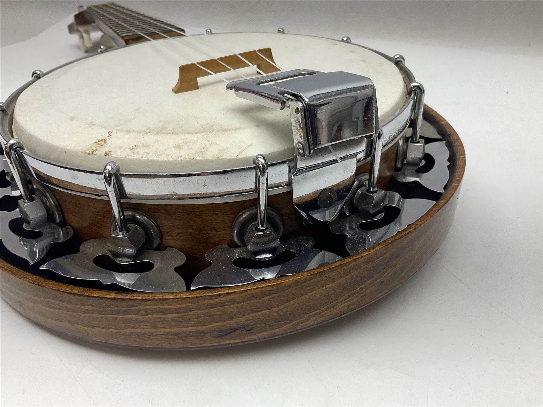 Trumelo BMI banjo ukulele no.3013 L58cm; in soft carrying case; and Kapok Brand guitar shaped ukulele L51cm (2)