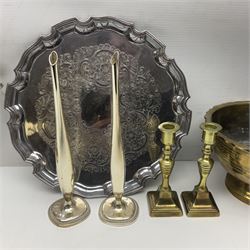 Silver thimble, silver plated sugar basket with blue glass line, together with other silver plate, to include cruet set and flatware, etc  