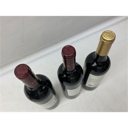 Mixed red wines including six bottles Chateau Verniotte Castillon Cotes de Bordeaux 2011, 750ml 14.5% vol, two bottles Chateau Philippe Lamour Costieres De Nimes 2016, 750ml 14% vol, Chateau du Prieur Bordeaux 2016 and five others of various contents and proofs (14)  