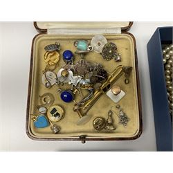 Victorian and later jewellery including 18ct gold necklace chain, 9ct gold necklace chain, 15ct gold shirt stud, 10ct gold shirt stud and a gold pocket watch key, silver brooch, gold plated jewellery and costume jewellery 