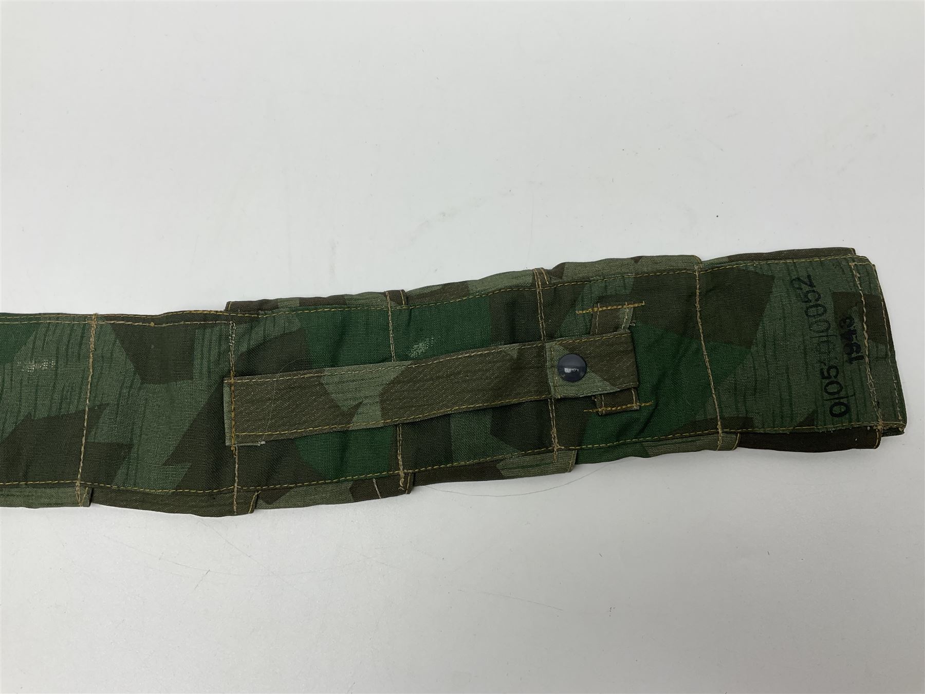WW2 German Luftwaffe Parachutist's camo bandolier; stamped 0/0510/0052 1943