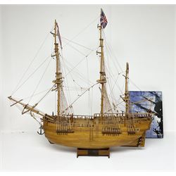Scratch built model of the Vascello Britannico Endeavour galleon del 1700, together with Captain Cook book