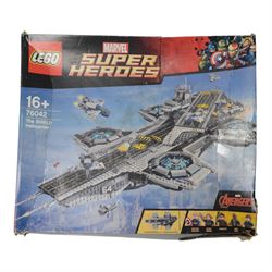Lego Marvel Superheroes The SHIELD Helicarrier no.76042, boxed
