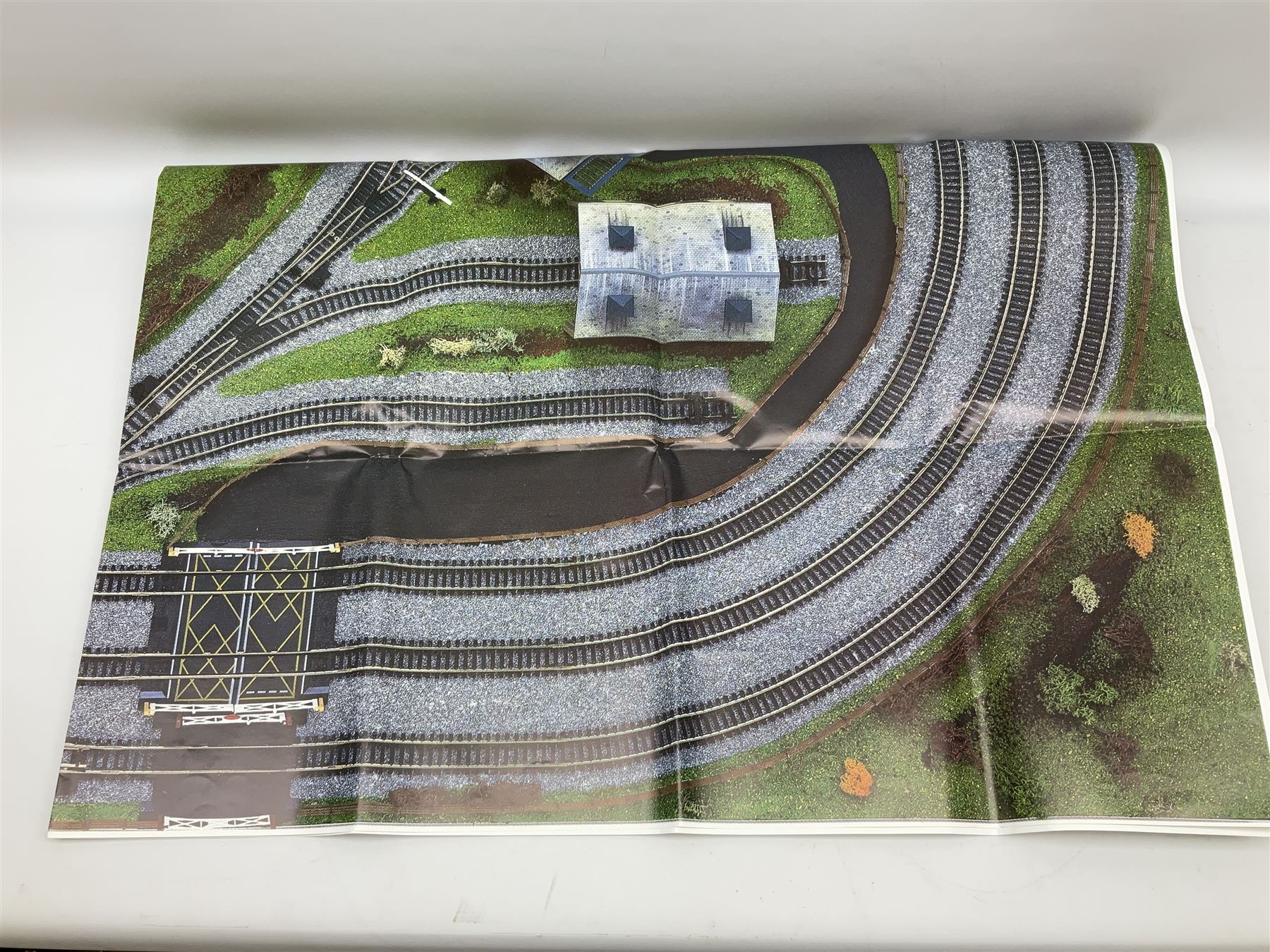 Hornby '00' gauge - Flying Scotsman boxed electric train set with No.4472 'Flying Scotsman' locomotive, three coaches and accessories