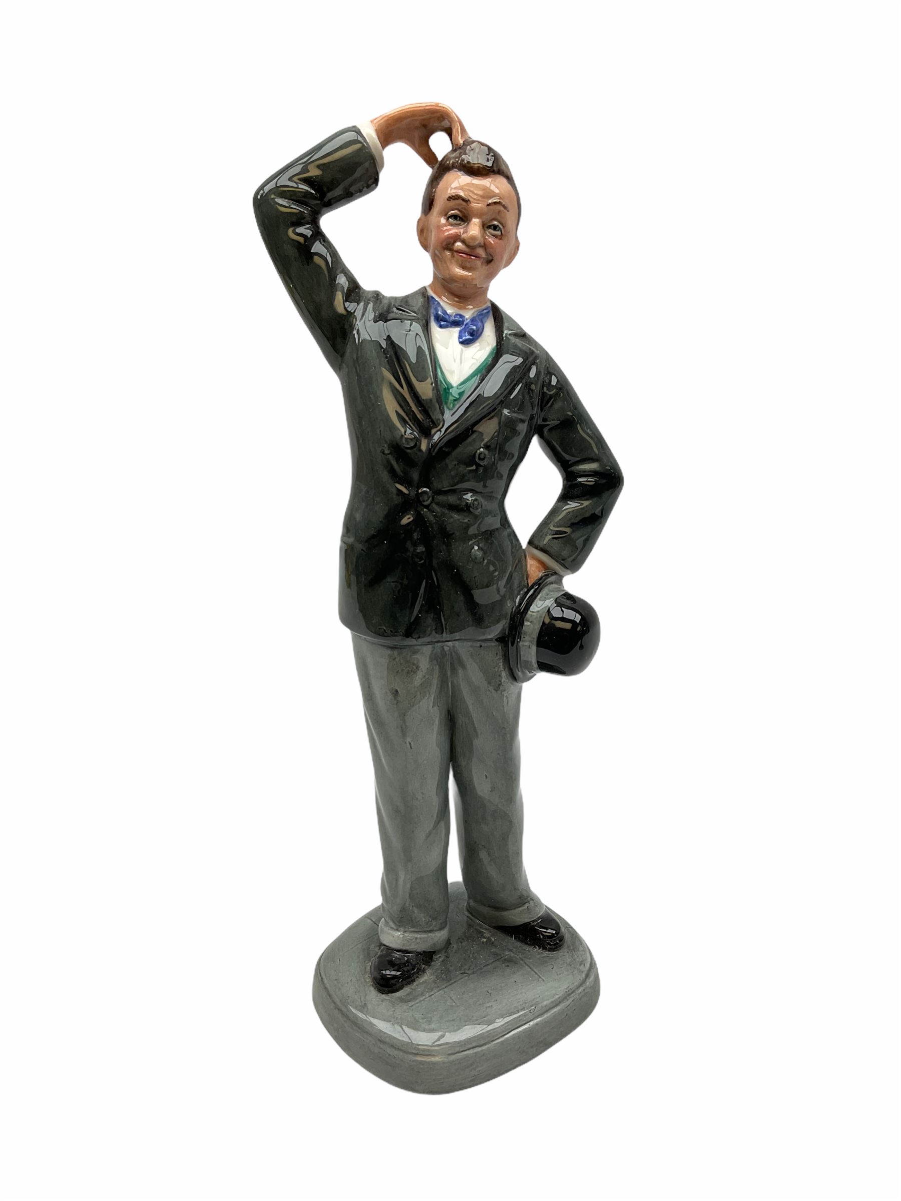 Two limited edition Royal Doulton figures, Stan Laurel HN2774 3,280/9,500, and Oliver Hardy HN2775 3,280/9,500