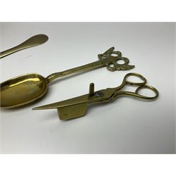 George III oak spoon rack and candle box, the rectangular backplate with shaped  pediment and two six aperture spoon racks, above a candlebox with hinged cover, with various brass spoons and a pair of brass candle snuffers, H56.5cm, W35cm, D14cm 