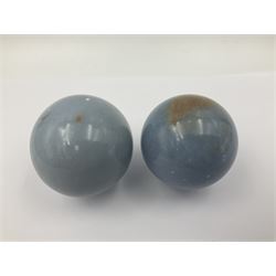 Pair of angelite spheres, D6cm