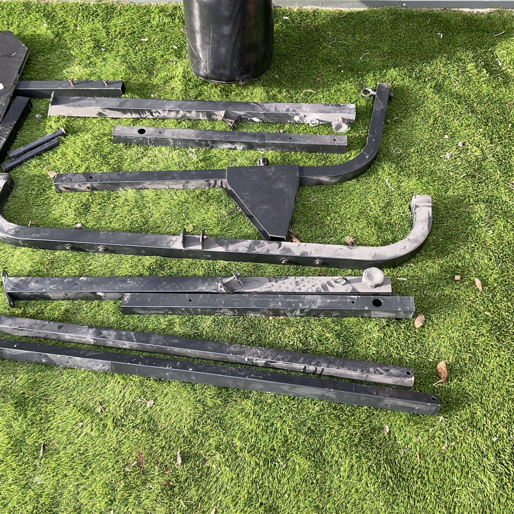 Lonsdale punch bag with metal stand - THIS LOT IS TO BE COLLECTED BY APPOINTMENT FROM DUGGLEBY STORAGE, GREAT HILL, EASTFIELD, SCARBOROUGH, YO11 3TX