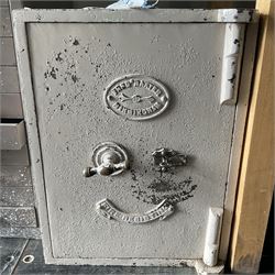 “Fred Baxter” fire resistant metal safe