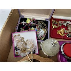 Large collection of assorted costume jewellery, mostly modern, including wrist watches, broches, necklaces etc