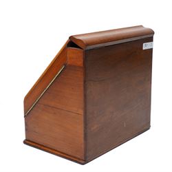 Edwardian walnut stationery casket, the dividing doors revealing a fitted interior with stationery racks and perpetual calendar, single drawer under W30cm