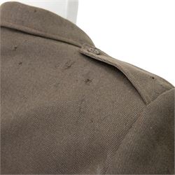 1940 French 6th Genie (engineers) officer's tunic, together with pair of M16 leather Jambieres D'Hommes officers gaiters and French Sam Browne style belt and cross strap 