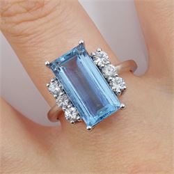 18ct white gold baguette cut aquamarine and six stone round brilliant cut diamond ring, aquamarine approx 4.40 carat