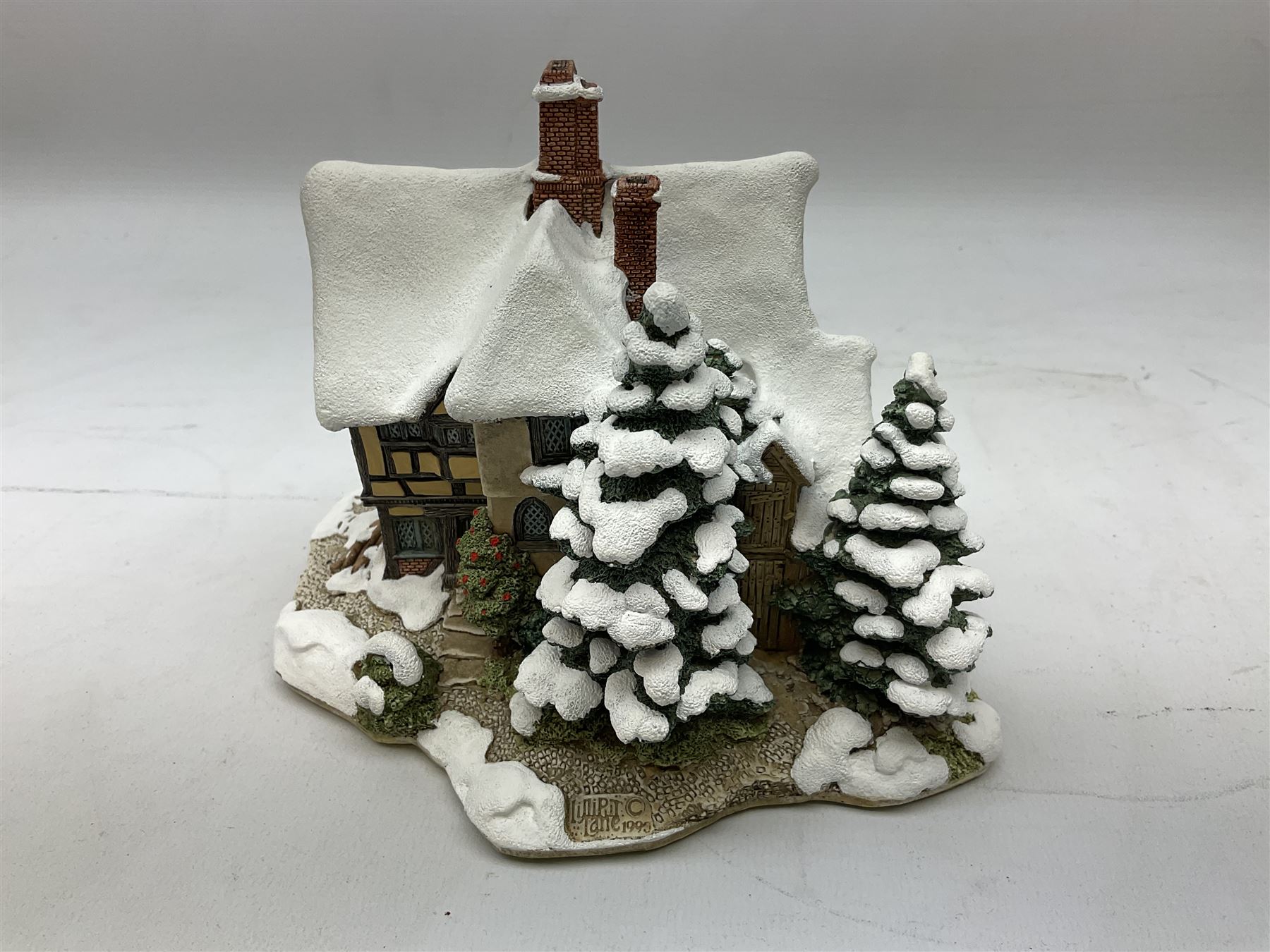 Ten Lilliput Lane winter (snowed) cottages, to include Yuletide Inn, The Christmas Present and Kerry Lodge, all boxed with deeds