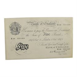 Bank of England Peppiatt white five pound note, K93 031564 London 1st October 1945