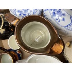 Quantity of Victorian and later ceramics to include Vohenstrauss Bavaria Johann Seltmann tea and dinner wares, pair of Lichte GDR lidded vases, Fapodel lidded vase etc