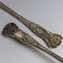 Pair of Edwardian silver King's pattern table spoons, hallmarked Walker & Hall, Sheffield 1902